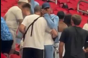 遭阿根廷逆转后贝林厄姆落泪，父母和女友在看台进行安慰